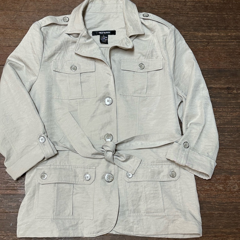 89th and Madison Khaki Blazer size L